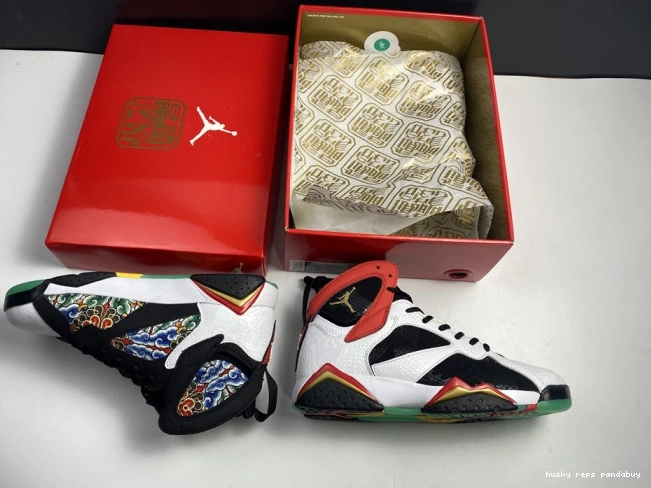 Rep Husky Jordan CW2805-160 7 China Greater Air Retro 0818